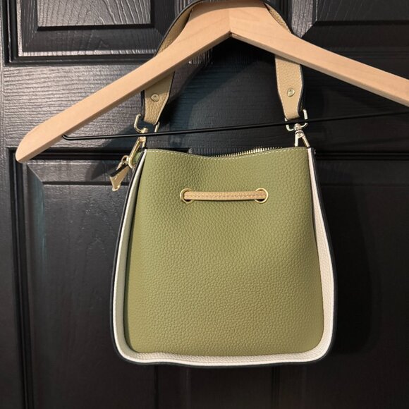 Womens Fashion White and Green Handbag Crossbody multiple handles and straps - Picture 2 of 5